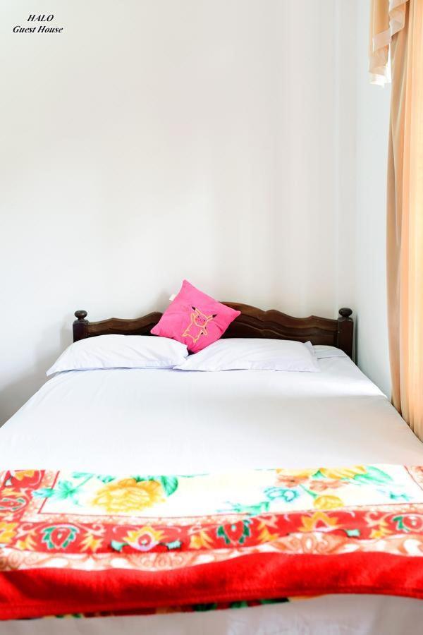 Haloo Bed & Breakfast Hue Exterior photo